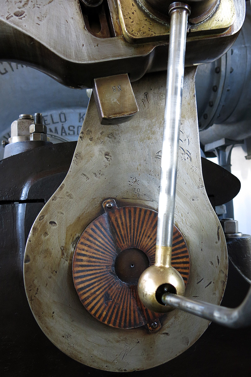Illustration for article titled Photo Essay: Inside a 120 Year-Old Steam Powered Water Pumping Station
